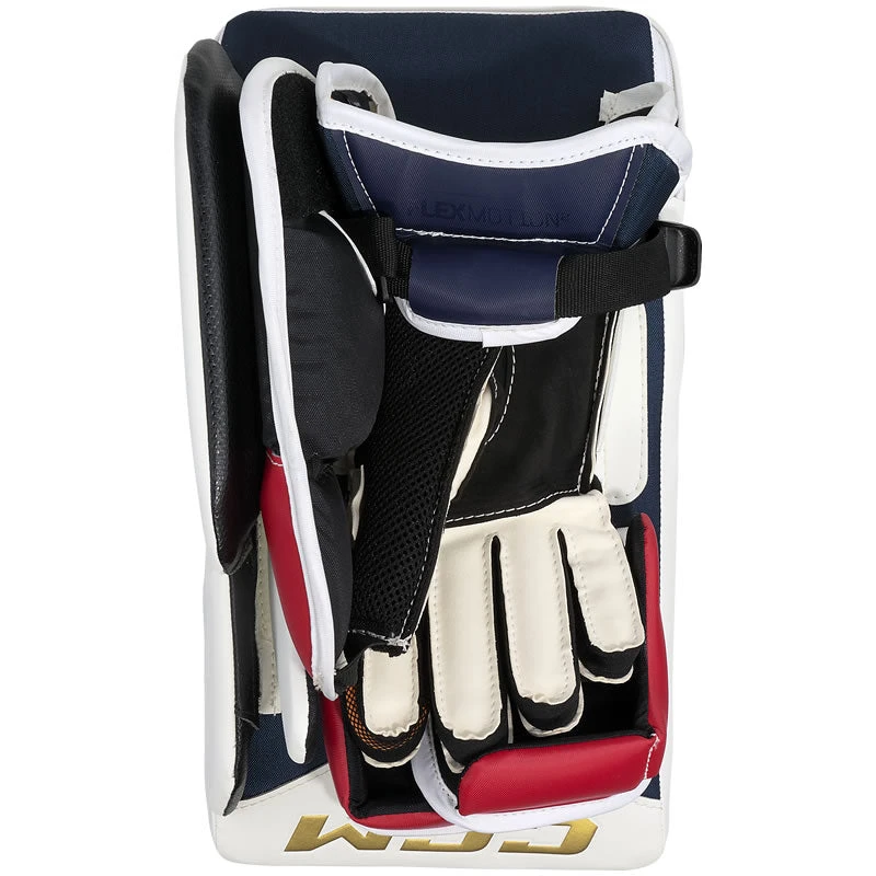 CCM Axis 2 Goalie Blocker - SENIOR 4 CCM Axis 2 Goalie Blocker - SENIOR - Image 2