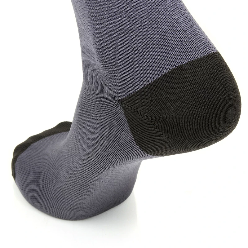 Howies Hockey Thin Fit Skate Socks 4 Howies Hockey Thin Fit Skate Socks - Image 2